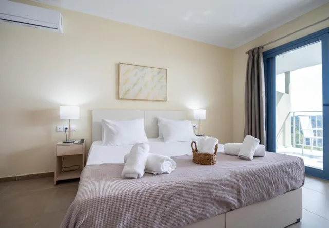 غرفة سوبيريور ثلاثية، La Luna Hotel 1/1