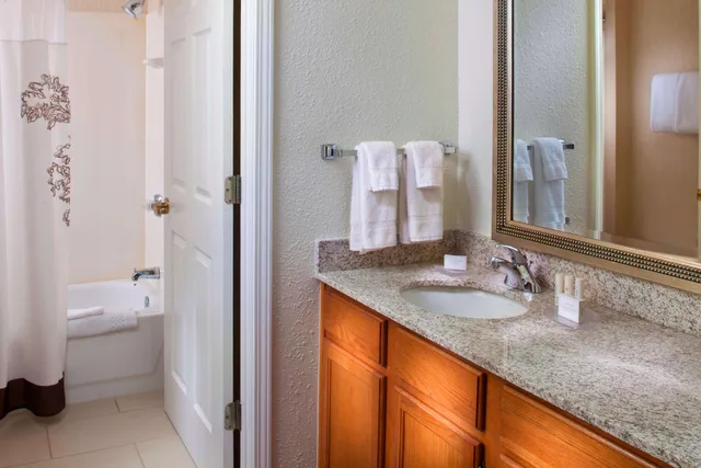 جناح بسرير كوين بغرفة نوم واحدة، Sonesta Es Suites Birmingham Homewood 1/1