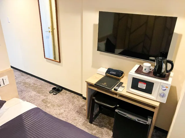 Semi Room, Semi Double Bed, Smoking، Hotel Livemax BUDGET Naha 1/1