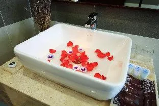 غرفة ديلوكس بسرير مزدوج بشرفة، Glenwood City Resort 5/5