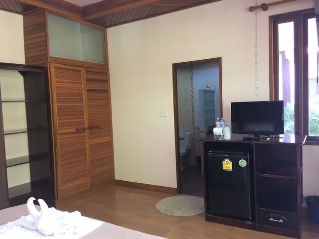بنغل ديلوكس بسرير مزدوج بإطلالة على المتنزه، Pen S Bungalow 6/10