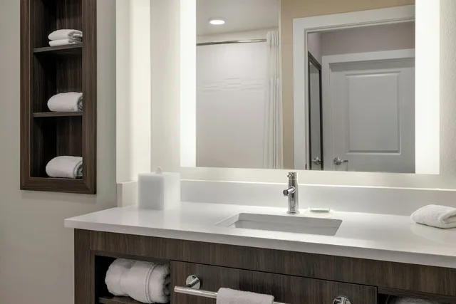 Studio, King Bed, Bay View, Balcony، Residence Inn By Marriott Navarre Waterfront 4/5
