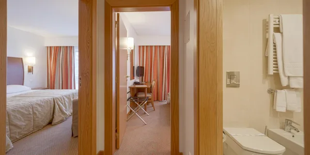 غرفة بسرير مزدوج أو سريرين منفصلين، Hotel Cinquentenario & Conference Center 6/7