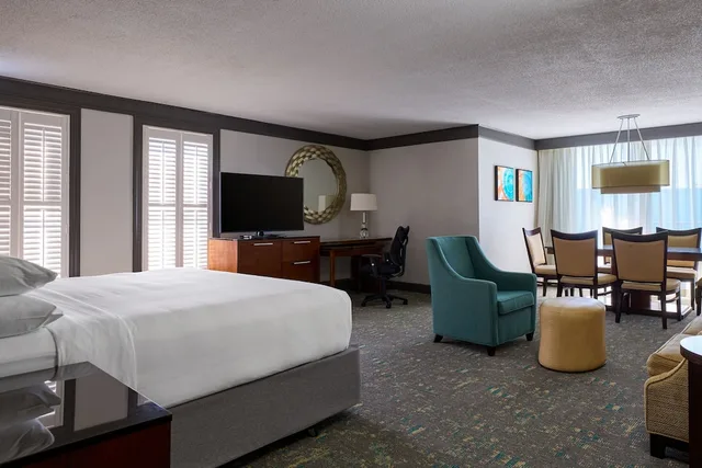 استوديو بسرير كينج بشرفة مع أريكة، Marriott Sanibel Harbour Resort And Spa 3/10