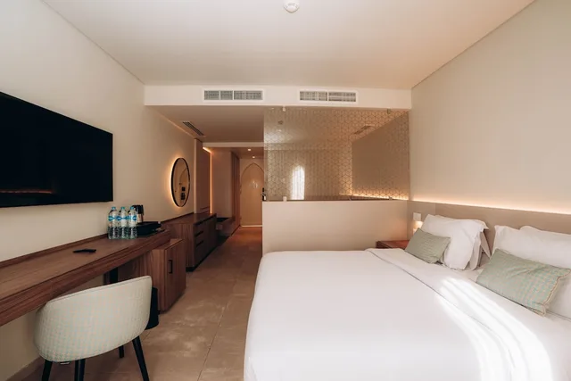 Comfort, Deluxe, King Bed, Reef Oasis Beach Resort 3/10
