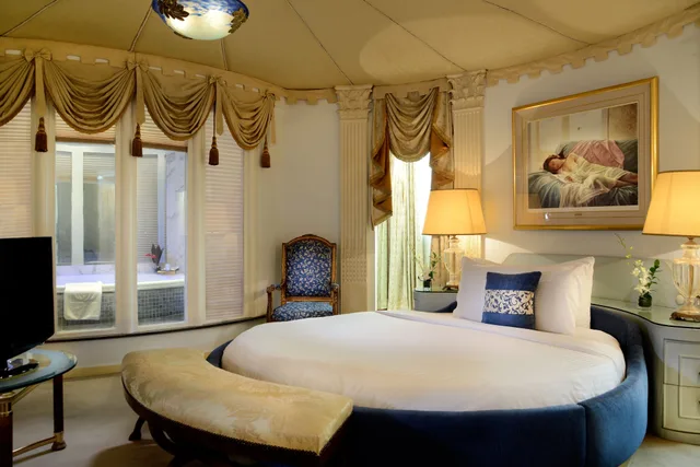 Royal, Suite, King Bed, Sonesta Hotel Tower and Casino Cairo 1/3
