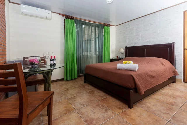 غرفة سوبيريور بسرير كوين، Hotel Casa Las Orquideas 1/3