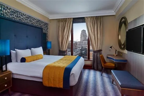 غرفة سوبيريور مفردة بسرير كينج، Leonardo Royal Hotel London City 1/2