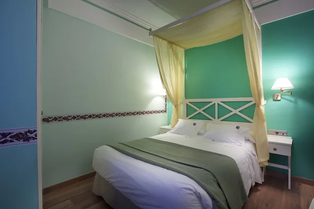 جناح بسرير مزدوج، Suites Gran Via 44 Hotel 2/3