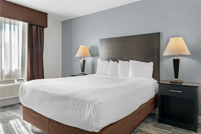 غرفة بسرير كوين لذوي الإعاقة، Best Western Lakewinds 2/4