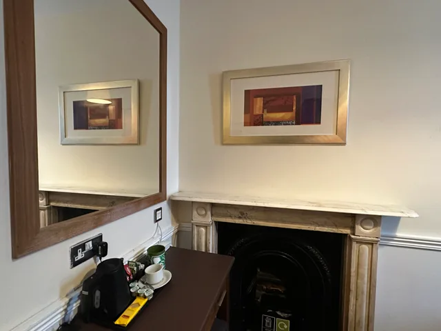 غرفة بسرير كوين، Hotel Cavendish 2/2