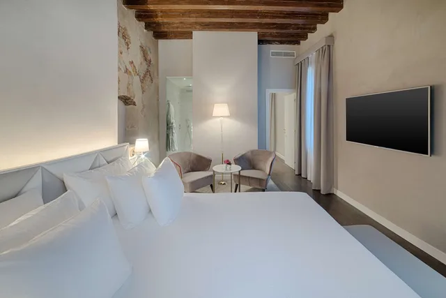 جناح بسرير كوين، NH Collection Palazzo Verona 6/10