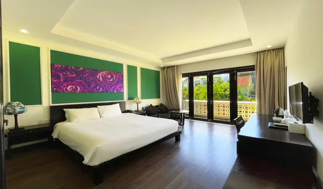 Deluxe, Double Bed, Garden or City View, Balcony, Bathtub، Thanh Binh Riverside Hotel 1/4