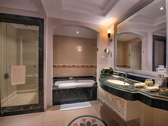Room, Lateral Side Sea View، Premier Le Reve Hotel and Spa - Adults Only (+16) 4/4