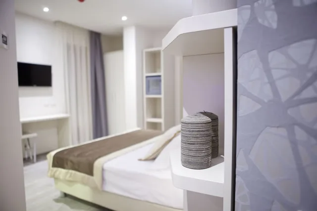 غرفة سوبيريور بسرير مزدوج أو سريرين منفصلين، L Hotel 1/2