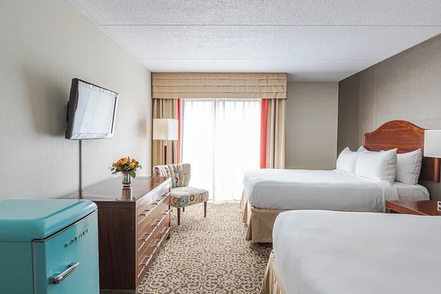 Interior, Courtyard, Superior, 2 Queen Beds، Old Stone Inn Boutique Hotel 3/10