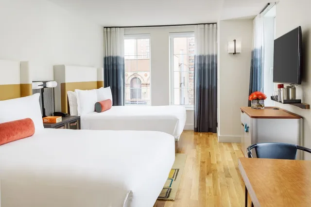غرفة قياسية بسريرين منفصلين لذوي الإعاقة، Hotel Indigo Lower East Side New York 2/4