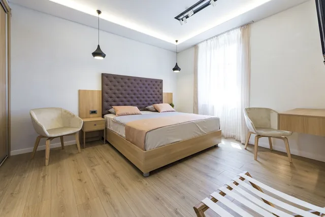 شقة بسرير كوين مع أريكة، Casa Antika Suites 2/5
