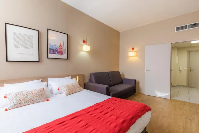 استوديو سوبيريور بسرير مزدوج مع أريكة، Appart City Confort Strasbourg Centre 1/5