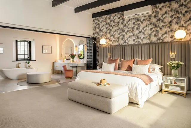 غرفة بريميير بسريرين منفصلين بشرفة بغرفة نوم واحدة، STEENBERG HOTEL 1/3