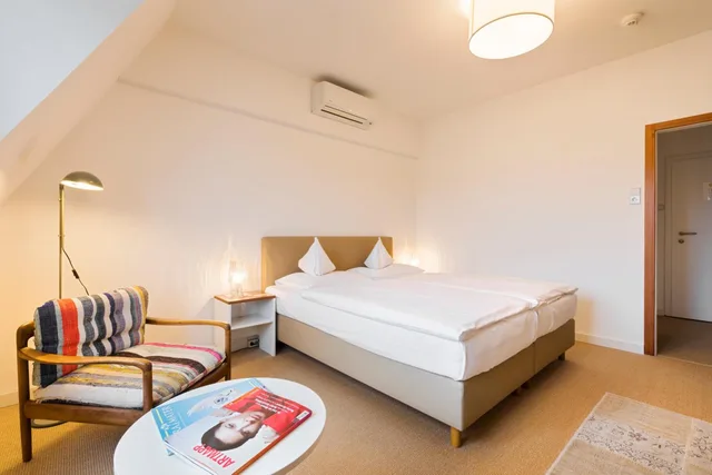 Classic, Double Bed, No Balcony، AT THE PARK HOTEL 7/10