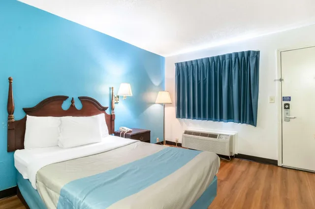 غرفة بسرير كوين لذوي الإعاقة، Motel6 Southgate, MI - Detroit 4/10