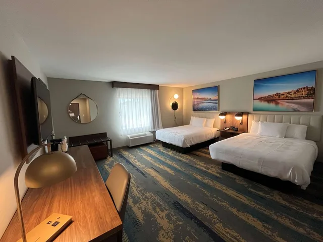 غرفة بسريرين كوين لذوي الإعاقة، La Quinta Inn by Wyndham Columbia NE / Fort Jackson, SC 2/7