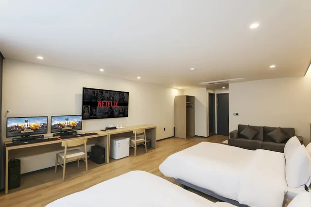 غرفة بريميير بسريرين مزدوجين، E Cheonan Hotel 2/10