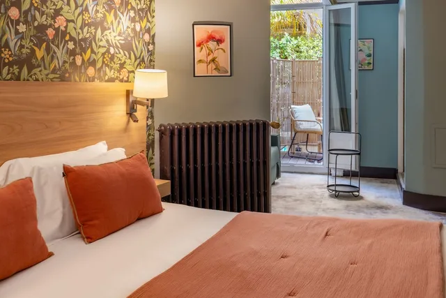 غرفة تنفيذية بسرير مزدوج بشرفة مع أريكة، 1 MED HOTEL 3/7
