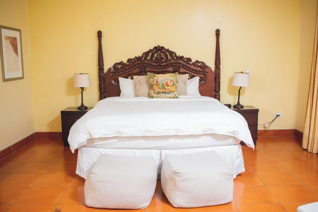 جناح جونيور بسرير كينج، Hotel Los Portales 2/2