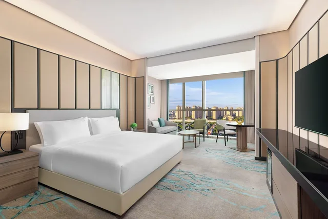 غرفة بريميوم بسرير كينج، Holiday Inn Shanghai Minhang Center by IHG 2/4