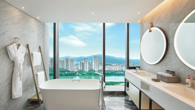 Room, King and Bunk Bed, River View, Crowne Plaza Quanzhou Riverview 3/3
