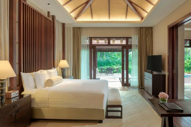 Garden Villa، The Ritz-Carlton Sanya, Yalong Bay 1/5