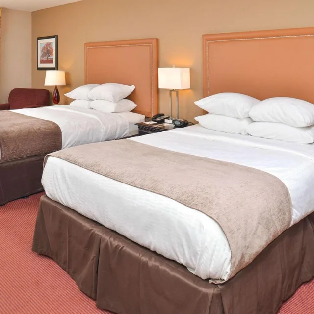 غرفة بسرير كينج وسرير كوين، Hotel Vue, Ascend Hotel Collection 3/7