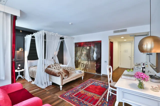 جناح بسرير كينج، Senatus Hotel 4/5