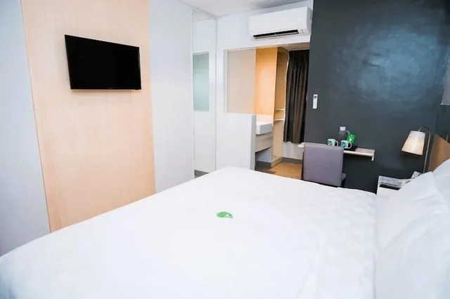غرفة قياسية بسرير كينج، Go Hotels Iligan 7/10
