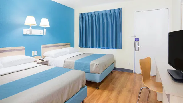 غرفة بسريرين مزدوجين للمدخنين، Motel6 Fredericksburg, VA - North 1/3
