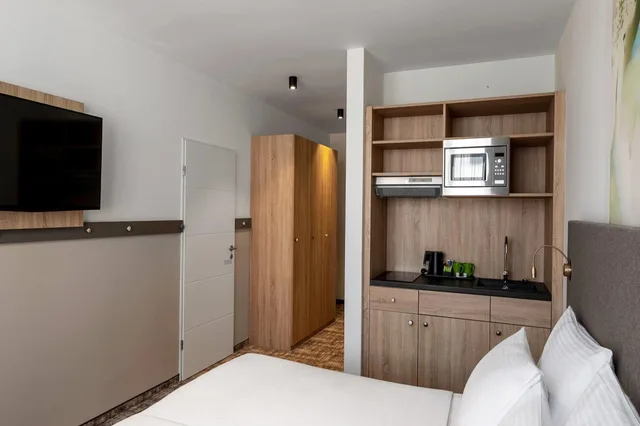 Family, Multiple Beds، Wyndham Garden Munich Messe 7/10