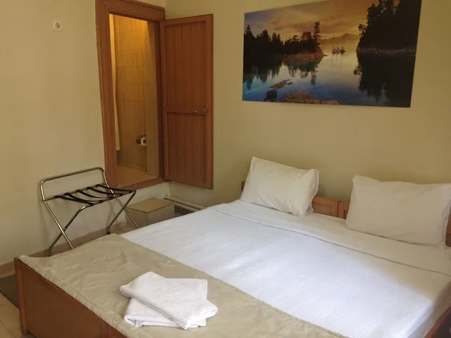 غرفة قياسية ثلاثية بسرير مزدوج وسرير فردي، Caylan Hotel 4/5