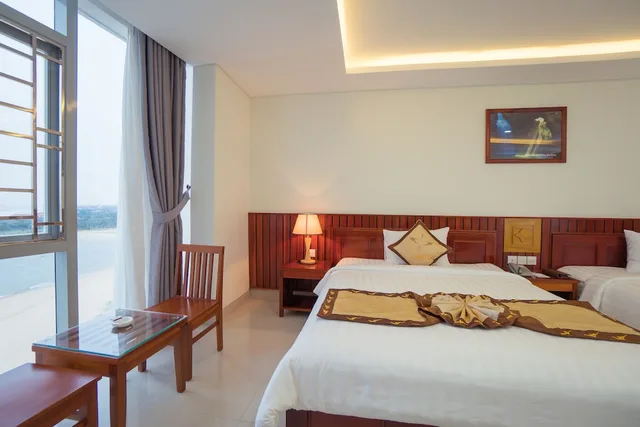 غرفة ديلوكس بسريرين كوين، Vinh Hoang Hotel 2/5
