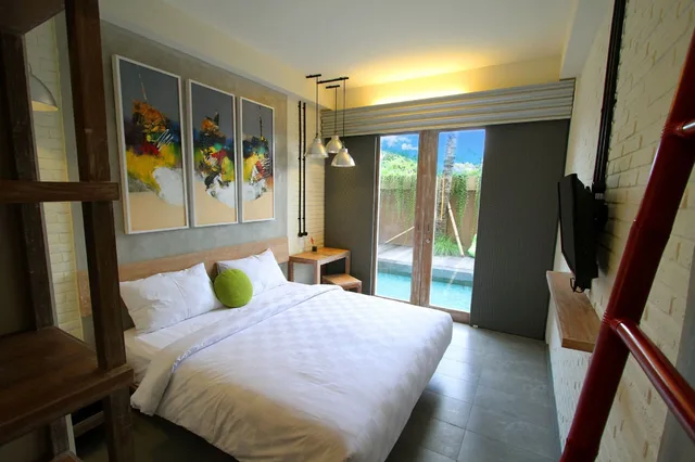 Deluxe, Double Bed, Pool Access, FRii Bali Echo Beach 1/7