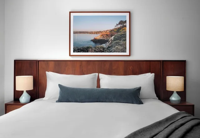 Studio, King Bed, Sentral San Diego Gaslamp Quarter 2/3