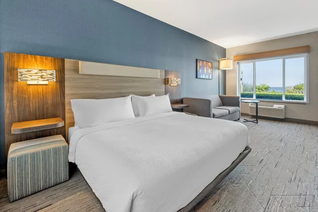 غرفة قياسية بسرير كينج، Holiday Inn Express Hotel Suites Astoria 1/8