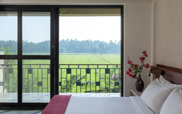 Superior, King Bed, Paddy View، Beleza By The Beach 4/8