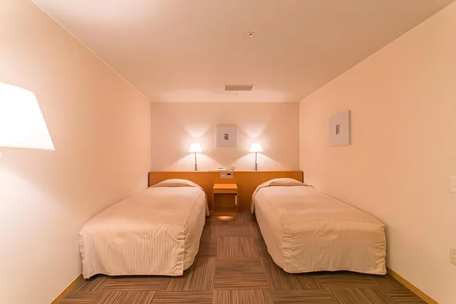 غرفة بسريرين منفصلين، Hotel Landmark Wakayama 1/2
