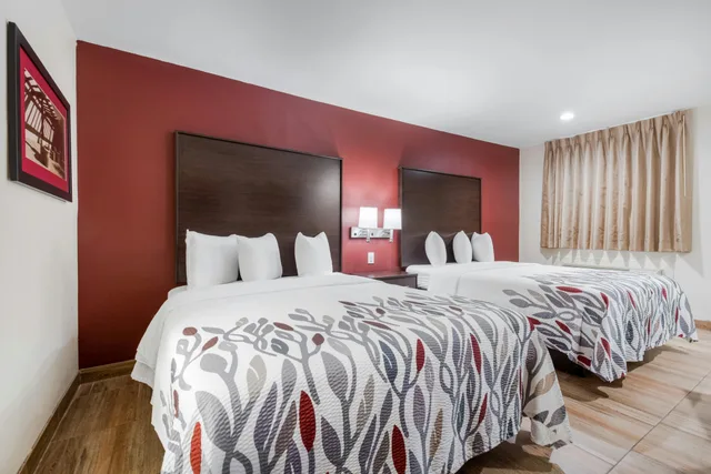 غرفة ديلوكس بسريرين كوين، Red Roof Inn Houston Spring North 2/7