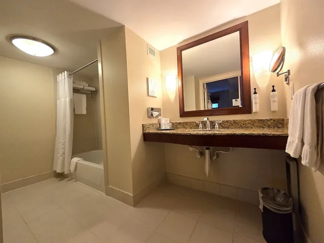 1 Bedroom, Adjoining, Elite, Space, Suite, Apartment, Queen Bed, Sofa, Accessible، San Carlos Hotel 1/1