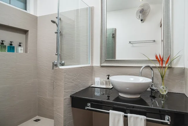 Deluxe, Bungalow, King S Garden Resort 4/4