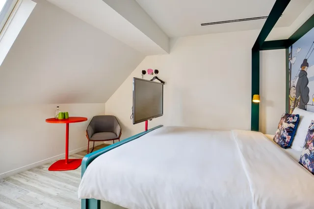 غرفة بسرير كينج، B&B Hotel Brussels Centre Louise 1/10