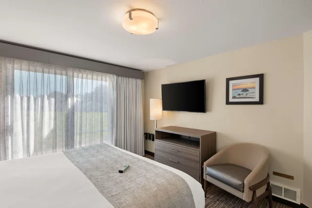 2 Bedrooms, House, Queen Bed، Best Western Inn At Face Rock 2/4